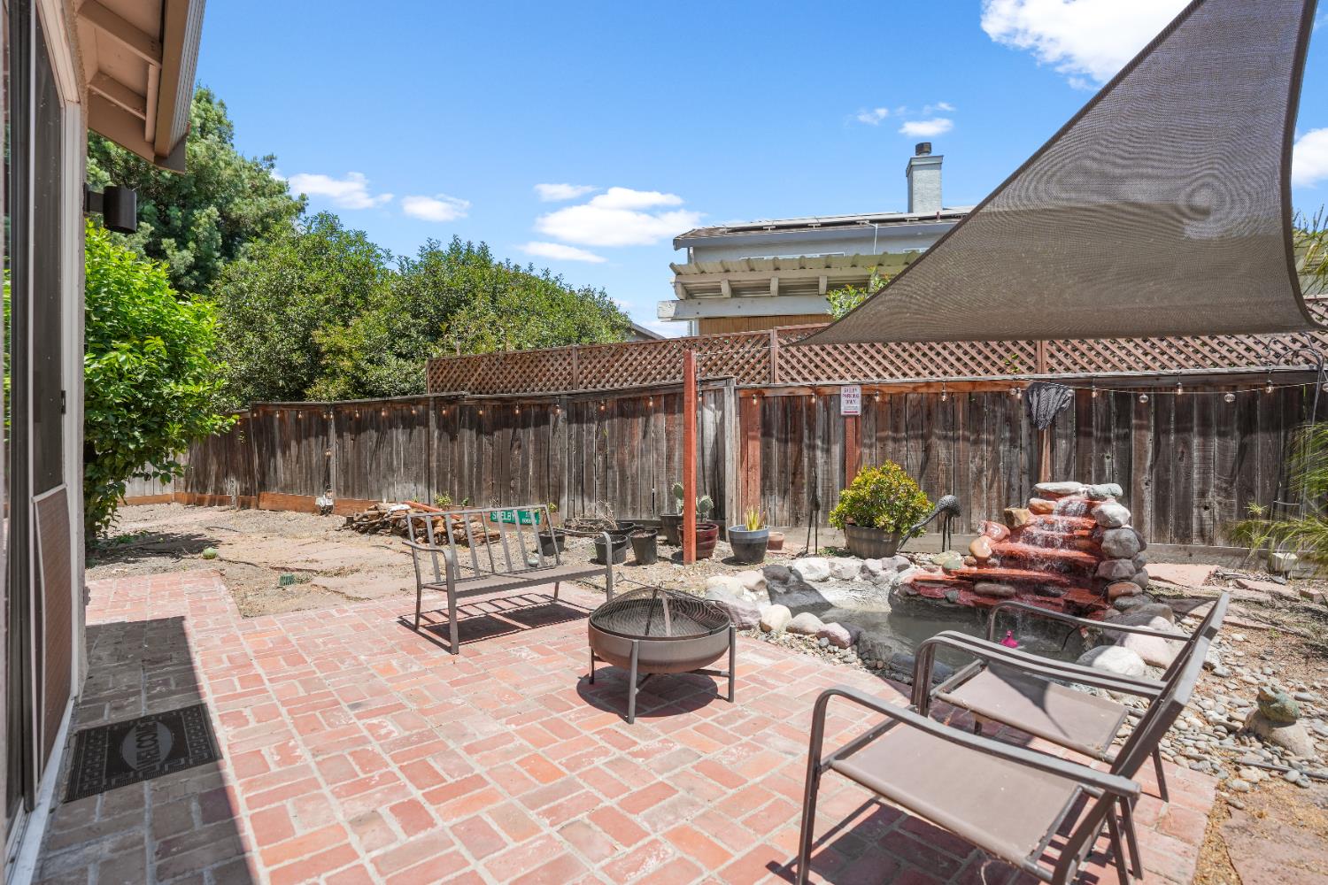 Detail Gallery Image 28 of 33 For 6777 Brook Falls Cir, Stockton,  CA 95219 - 4 Beds | 3 Baths