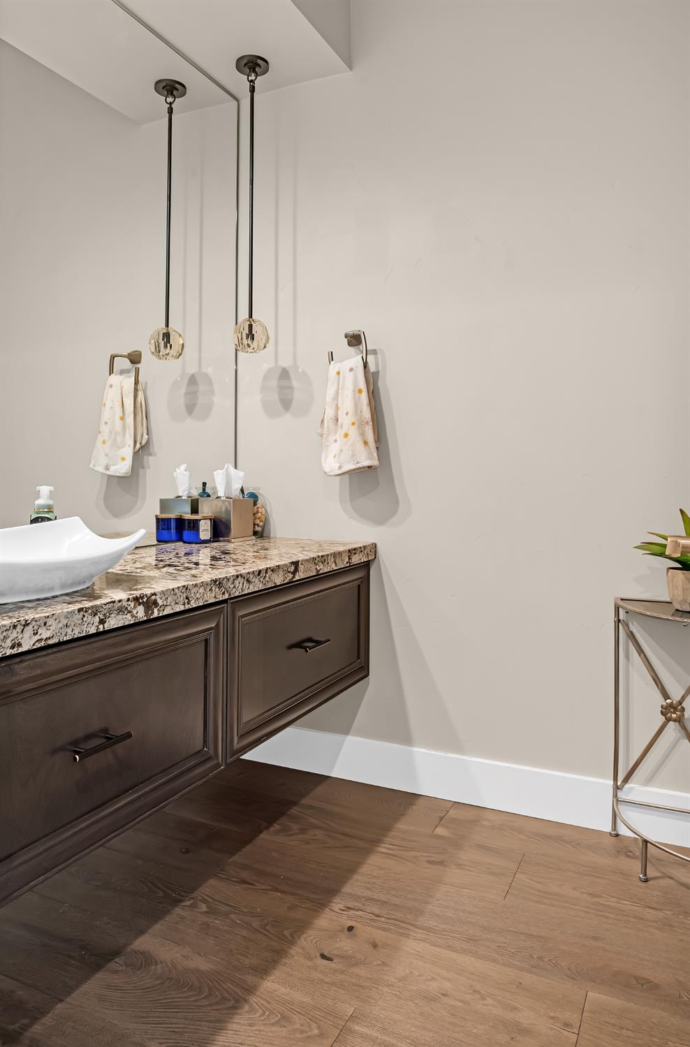 Detail Gallery Image 22 of 74 For 3421 Greenview Dr, El Dorado Hills,  CA 95762 - 5 Beds | 5/1 Baths