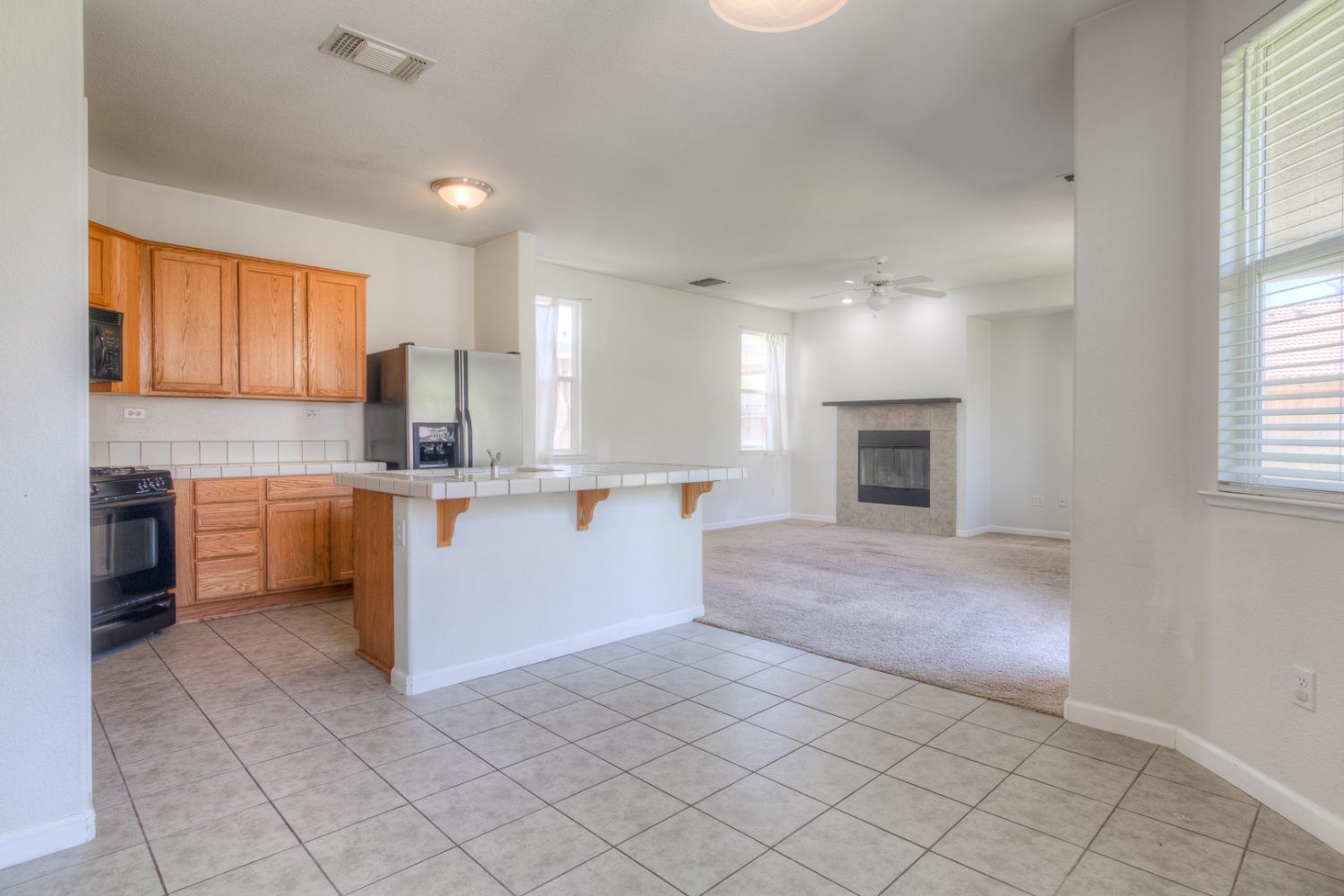 Detail Gallery Image 11 of 44 For 4124 Wood Spice Way, Rancho Cordova,  CA 95742 - 3 Beds | 2 Baths