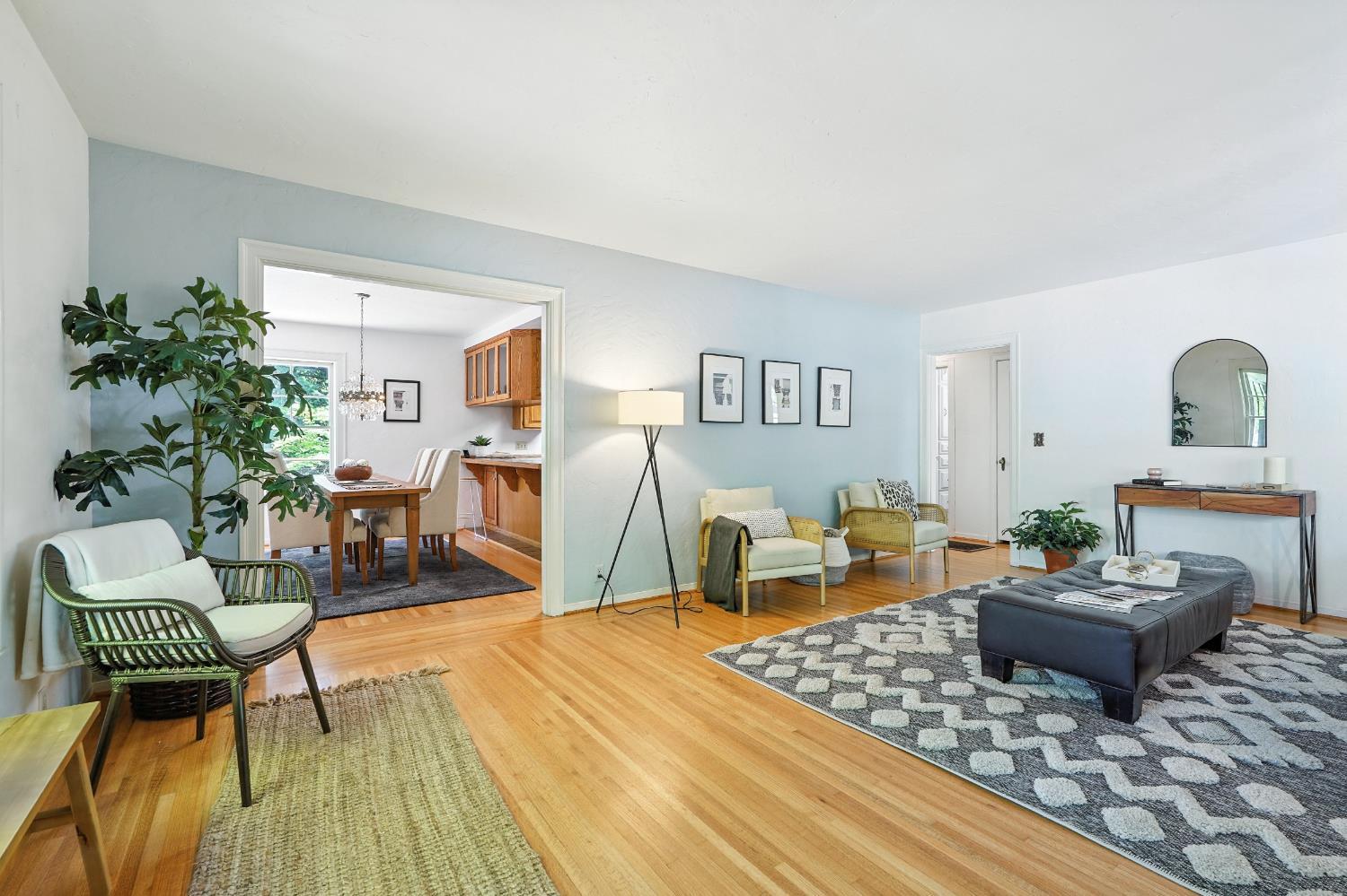 Detail Gallery Image 6 of 36 For 440 Foresthill Ave, Auburn,  CA 95603 - 3 Beds | 1 Baths
