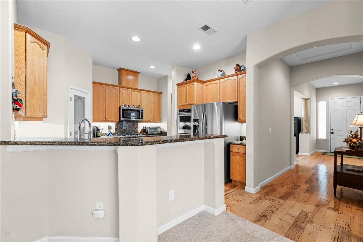Detail Gallery Image 21 of 53 For 426 Treecrest Cir, Oakdale,  CA 95361 - 3 Beds | 2 Baths