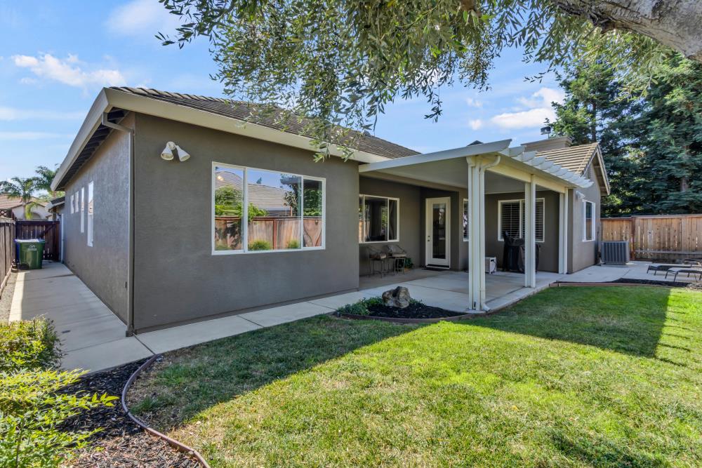 Detail Gallery Image 54 of 64 For 9688 Pasture Rose Ct, Elk Grove,  CA 95624 - 3 Beds | 2/1 Baths