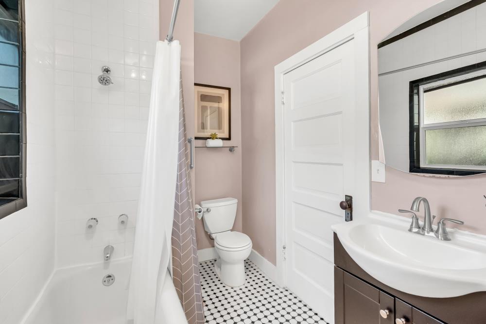 Detail Gallery Image 25 of 38 For 3826 Bigler Way, Sacramento,  CA 95817 - 2 Beds | 1 Baths
