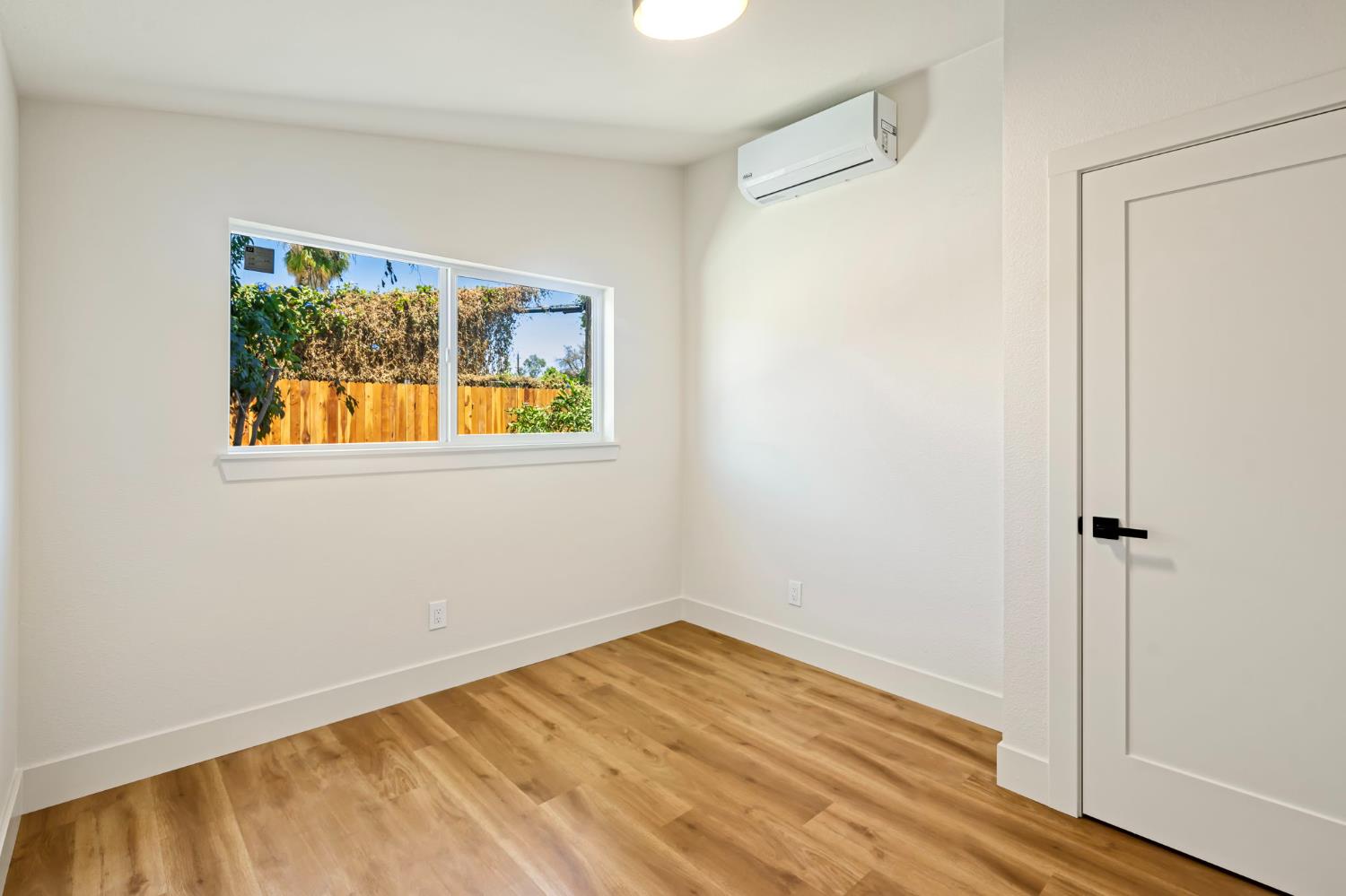 Detail Gallery Image 15 of 23 For 3889 32nd, Sacramento,  CA 95824 - 3 Beds | 2 Baths