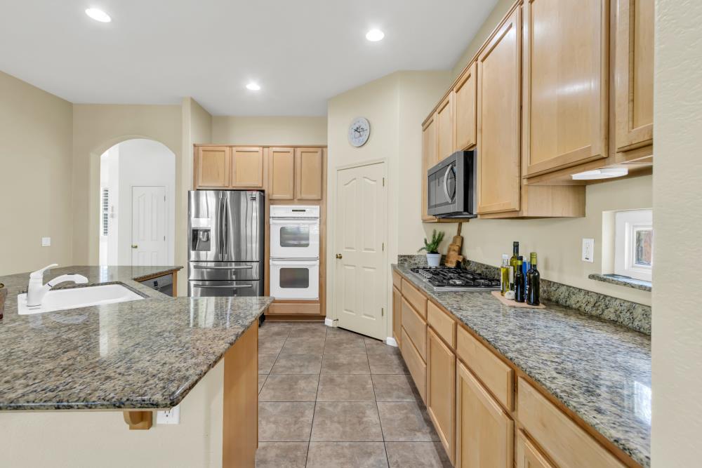 Detail Gallery Image 17 of 64 For 9688 Pasture Rose Ct, Elk Grove,  CA 95624 - 3 Beds | 2/1 Baths
