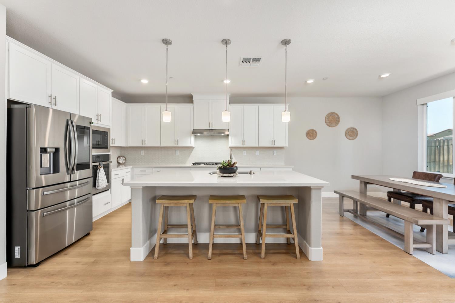 Detail Gallery Image 28 of 83 For 2073 Challenger Way, Roseville,  CA 95747 - 4 Beds | 3/1 Baths