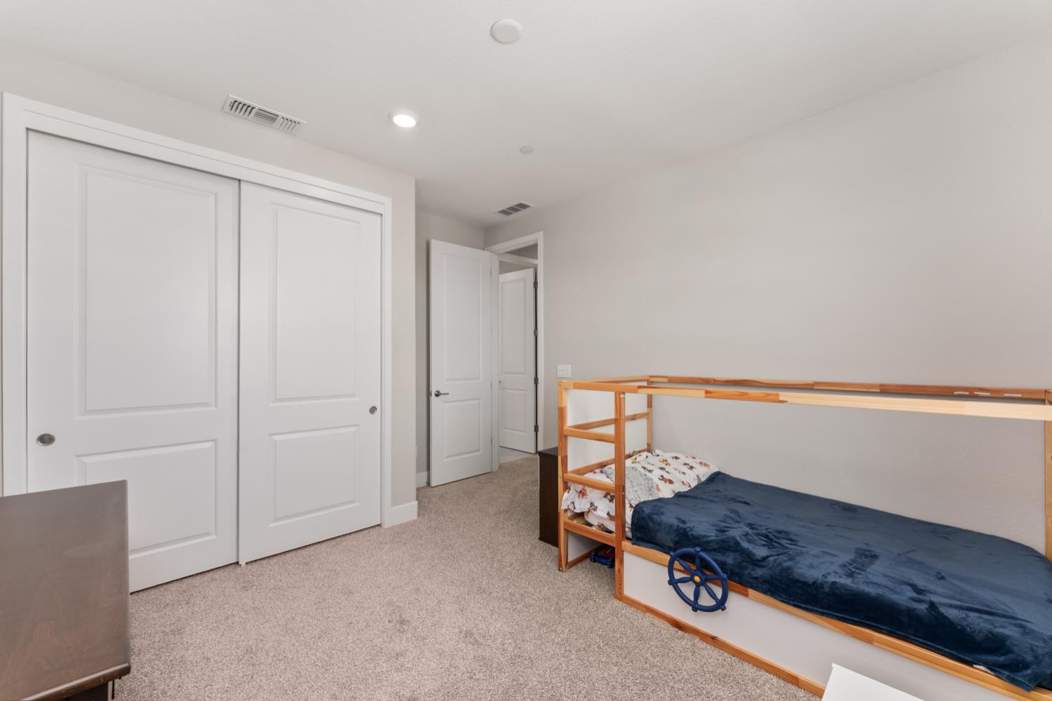 Detail Gallery Image 62 of 83 For 2073 Challenger Way, Roseville,  CA 95747 - 4 Beds | 3/1 Baths
