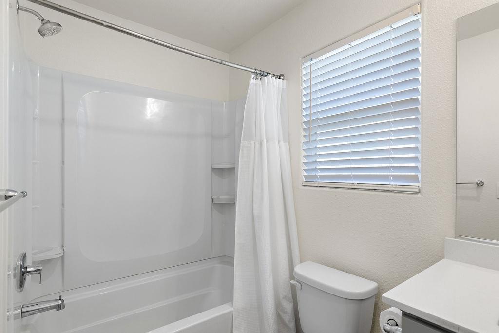 Detail Gallery Image 28 of 37 For 12084 Royal Ct, Waterford,  CA 95386 - 4 Beds | 2 Baths