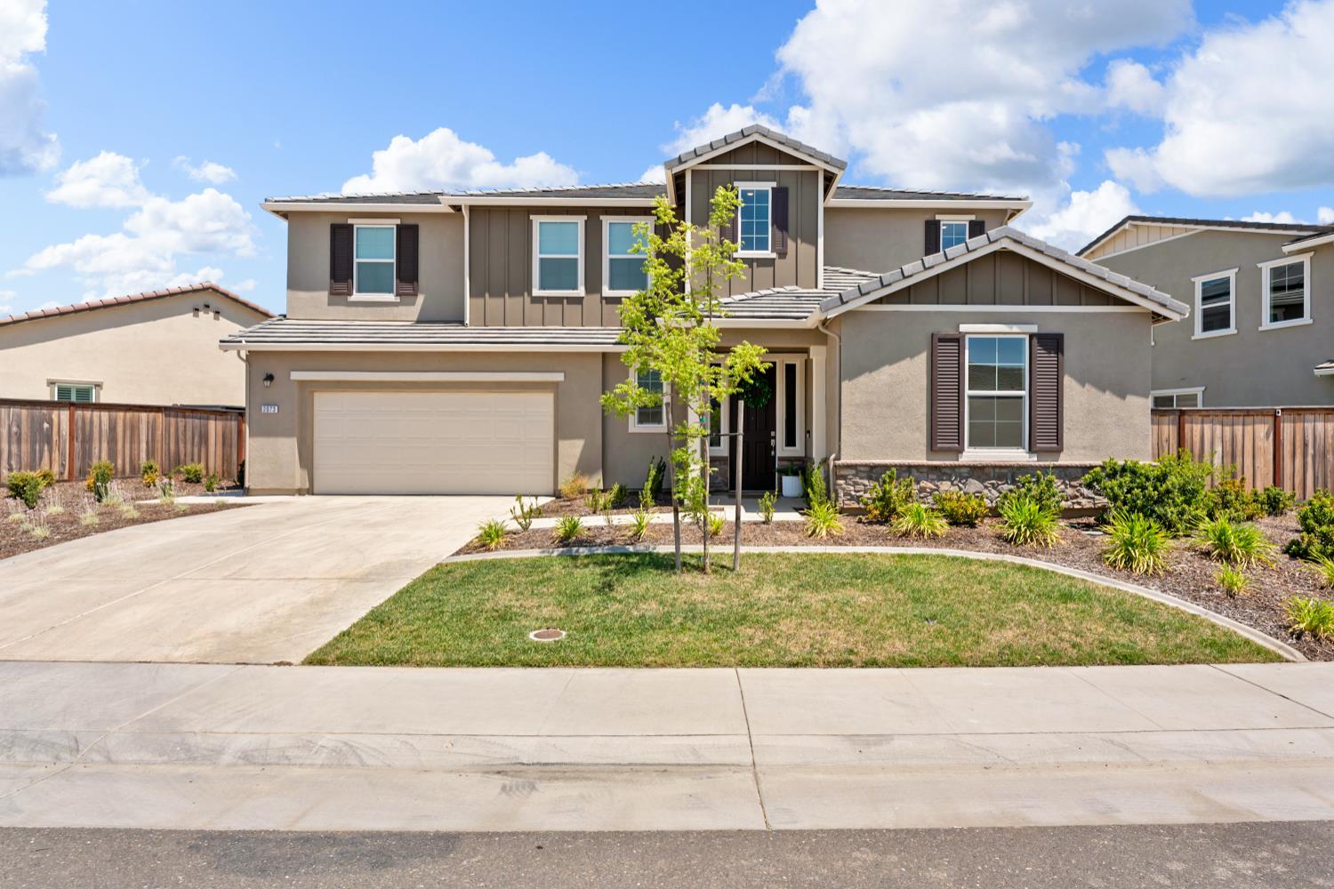 Detail Gallery Image 6 of 83 For 2073 Challenger Way, Roseville,  CA 95747 - 4 Beds | 3/1 Baths