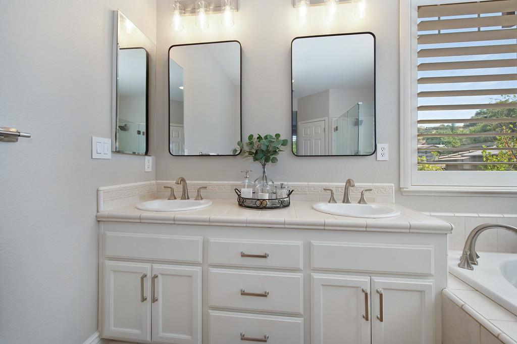 Detail Gallery Image 44 of 69 For 3809 Heather Ct, Rocklin,  CA 95765 - 4 Beds | 3 Baths