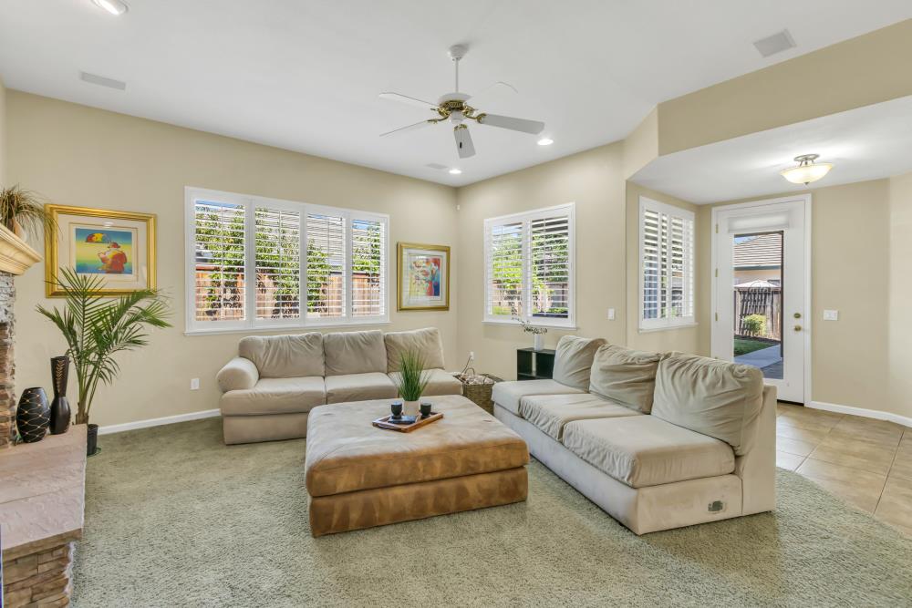 Detail Gallery Image 23 of 64 For 9688 Pasture Rose Ct, Elk Grove,  CA 95624 - 3 Beds | 2/1 Baths