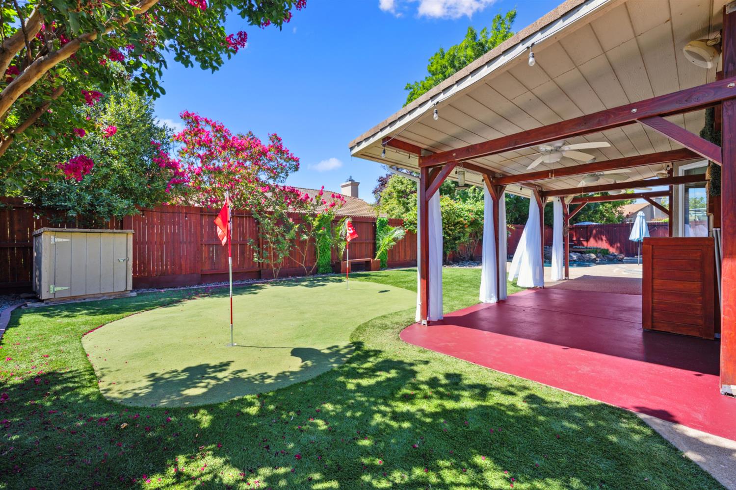 Detail Gallery Image 34 of 51 For 2010 Trailee Ct, Roseville,  CA 95747 - 4 Beds | 3 Baths