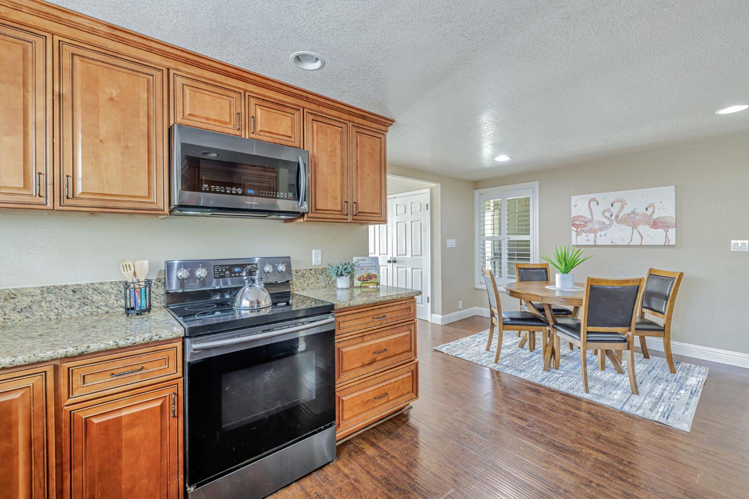 Detail Gallery Image 14 of 58 For 4469 Benton Way, Shingle Springs,  CA 95682 - 4 Beds | 2 Baths