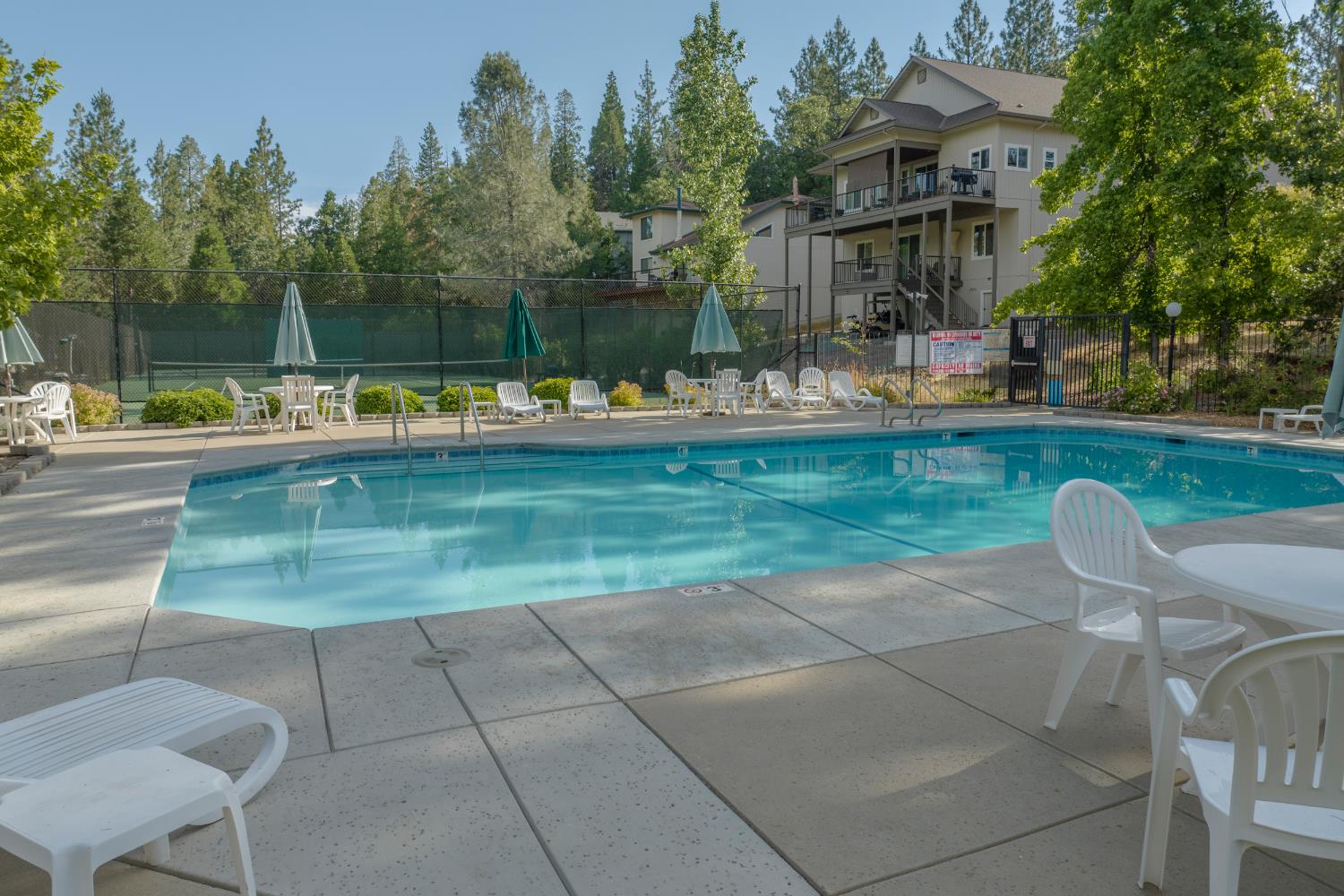 Detail Gallery Image 13 of 17 For 51 Canterwood Ln, Murphys,  CA 95247 - – Beds | – Baths