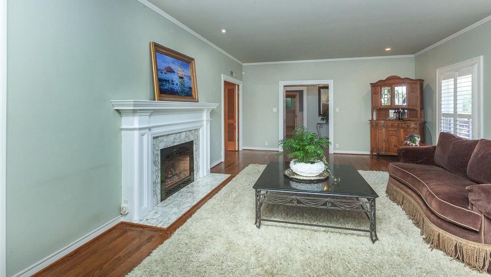 Detail Gallery Image 16 of 73 For 1060 W Monterey Ave, Stockton,  CA 95204 - 4 Beds | 3 Baths