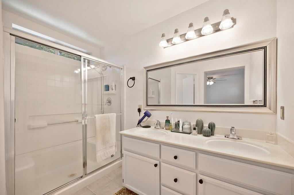 Detail Gallery Image 20 of 36 For 508 Pemberton Ln, Folsom,  CA 95630 - 3 Beds | 2/1 Baths