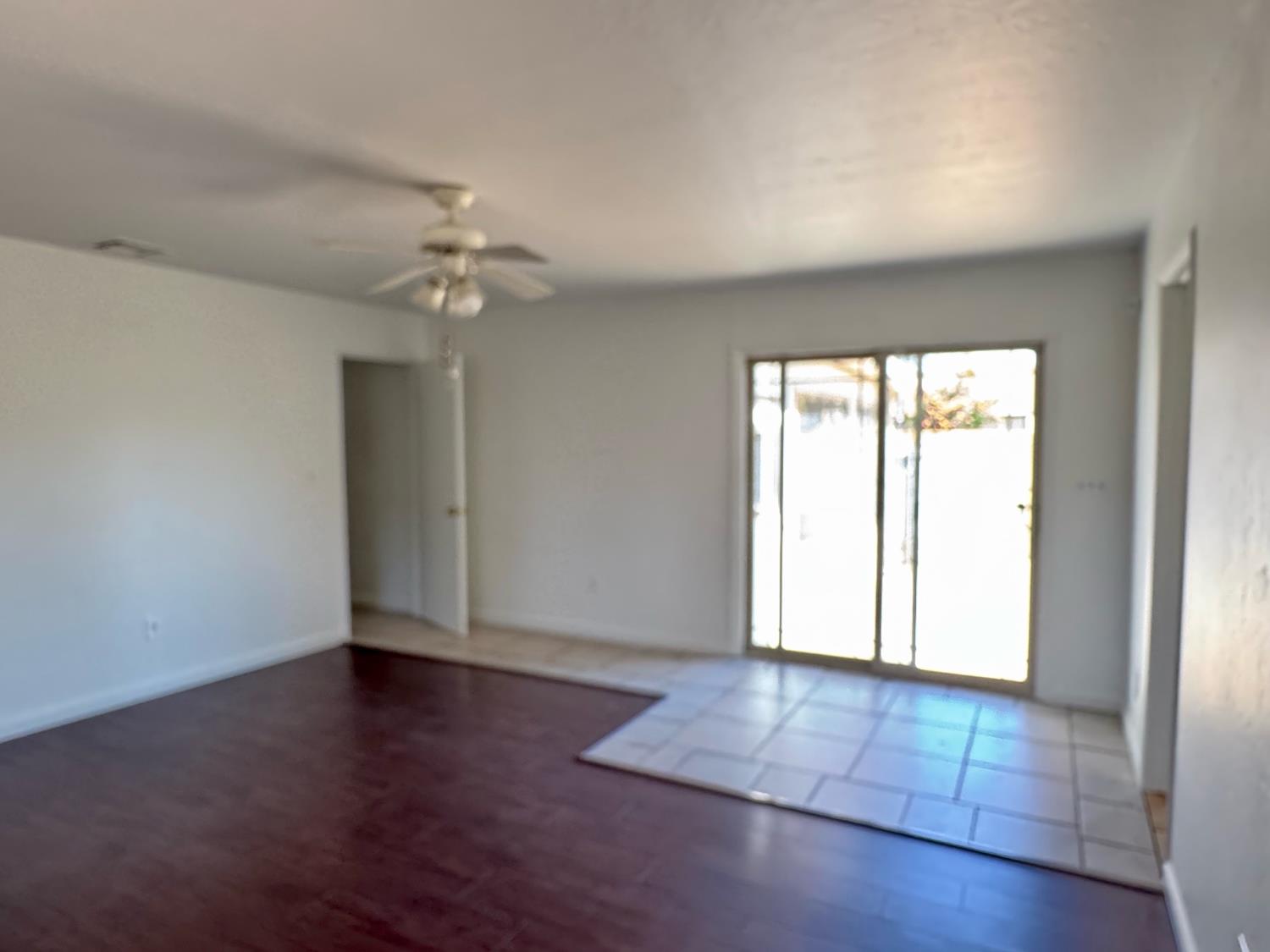 Detail Gallery Image 9 of 19 For 2818 Plover St, Sacramento,  CA 95815 - 4 Beds | 2 Baths