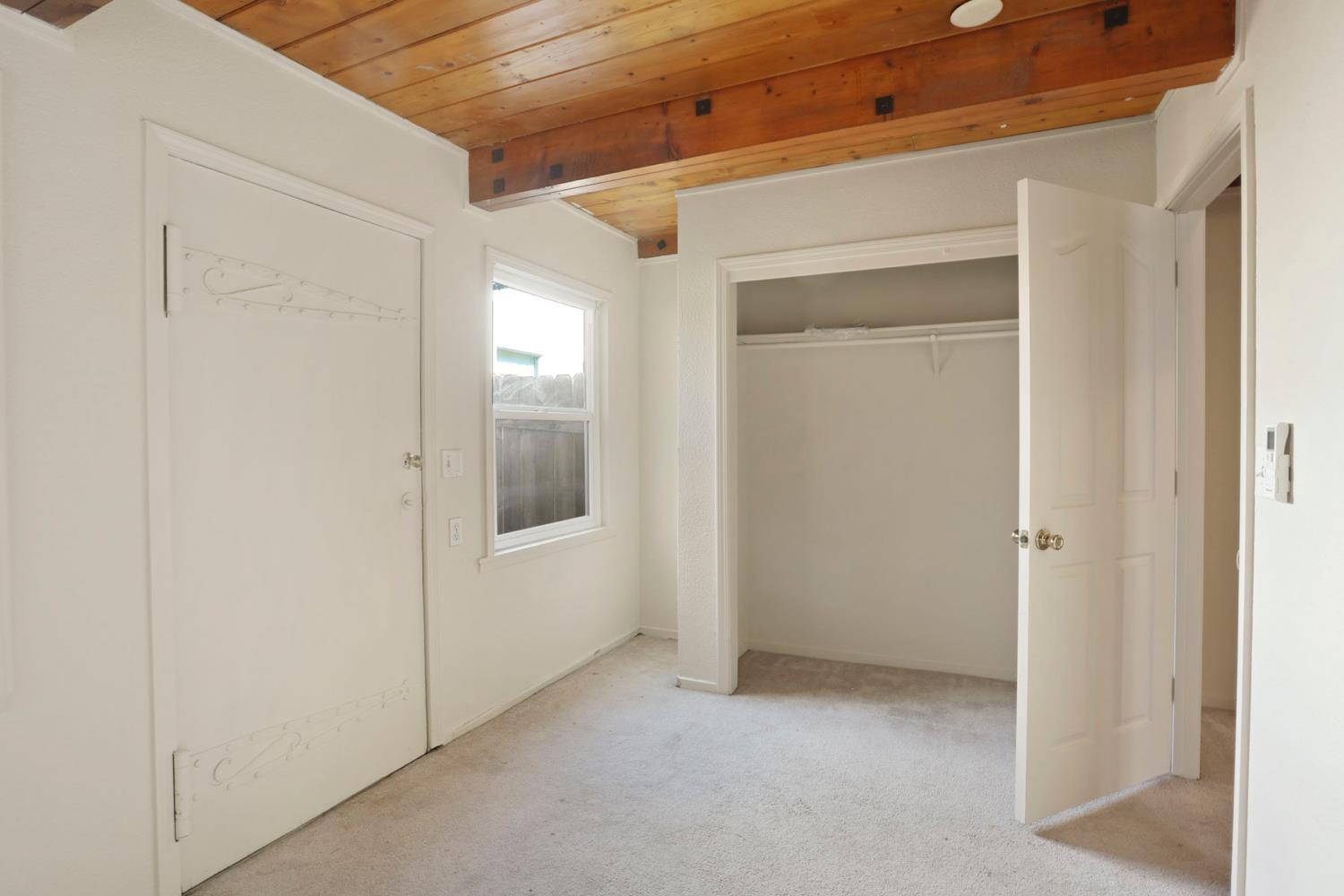 Detail Gallery Image 31 of 60 For 503 E Essex St, Stockton,  CA 95204 - 4 Beds | 2 Baths