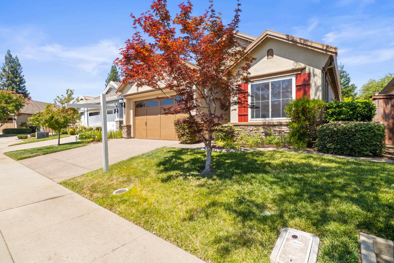Detail Gallery Image 3 of 32 For 2016 Penstone Loop, Roseville,  CA 95747 - 3 Beds | 2 Baths