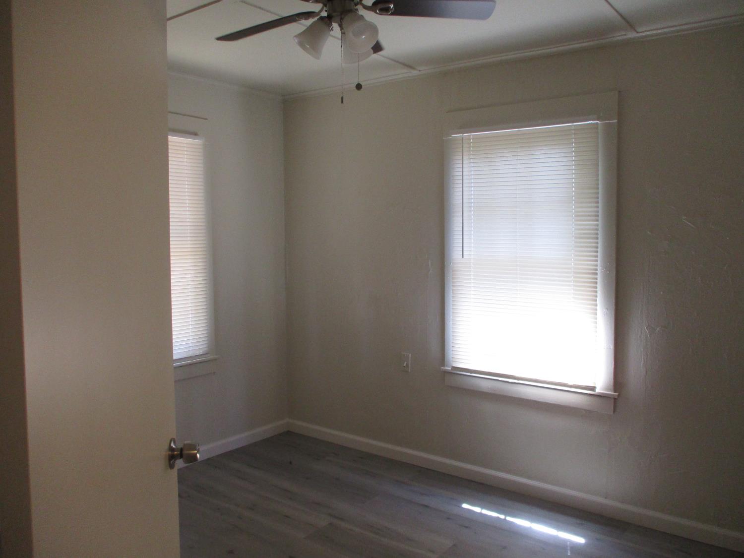 Detail Gallery Image 5 of 14 For 339 W 6th St, Stockton,  CA 95206 - 1 Beds | 1 Baths