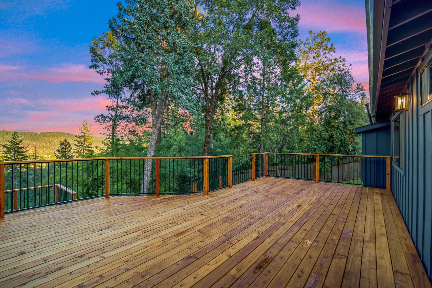 Detail Gallery Image 31 of 43 For 24200 Grand View Ave, Colfax,  CA 95713 - 3 Beds | 2 Baths