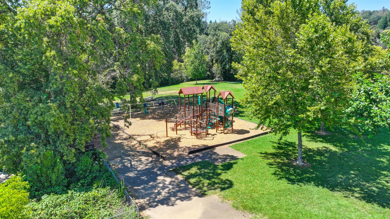 Detail Gallery Image 27 of 49 For 176 Mulberry Ln, Auburn,  CA 95603 - 3 Beds | 1 Baths