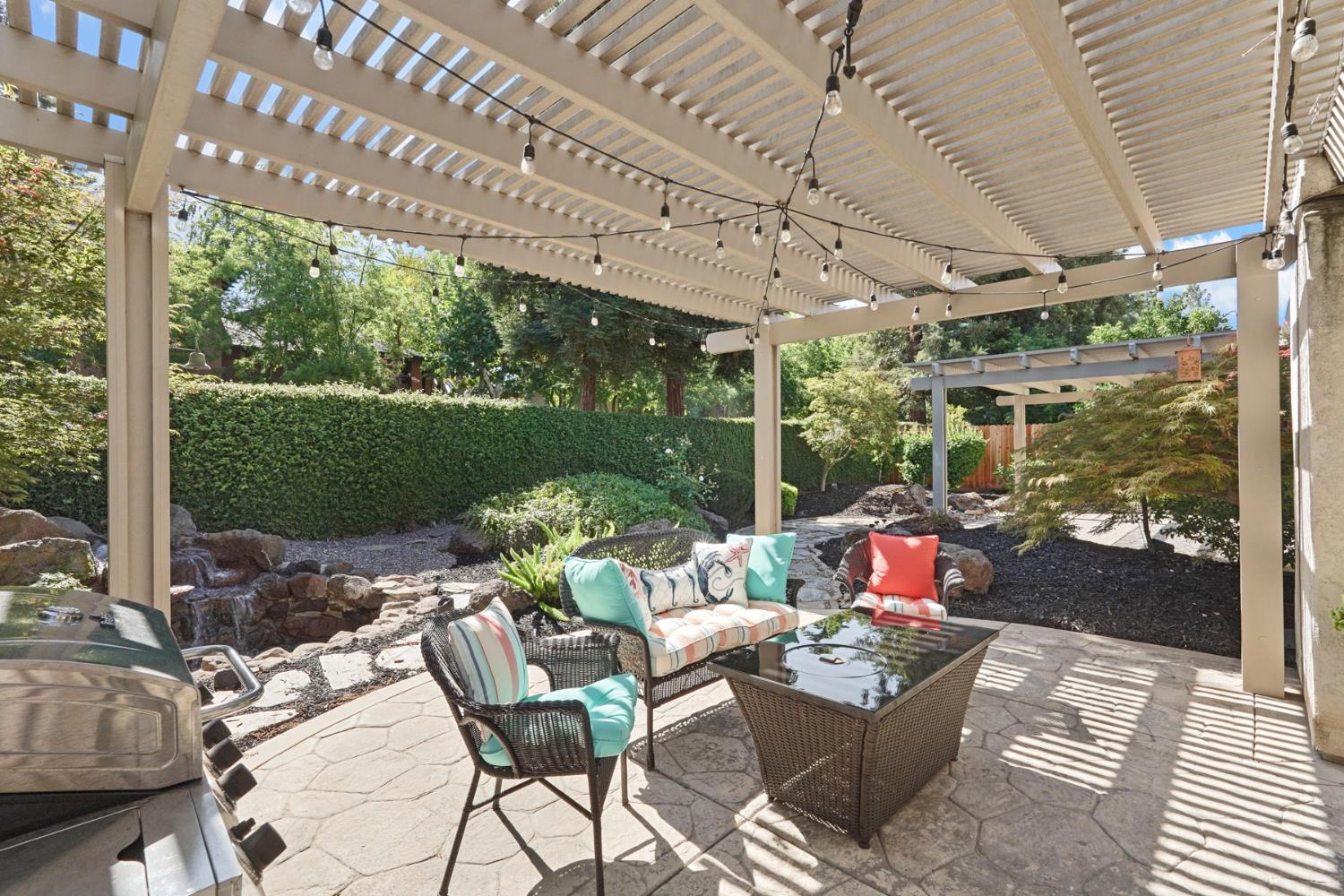 Detail Gallery Image 36 of 43 For 1114 Waterford Way, Lodi,  CA 95242 - 3 Beds | 2 Baths
