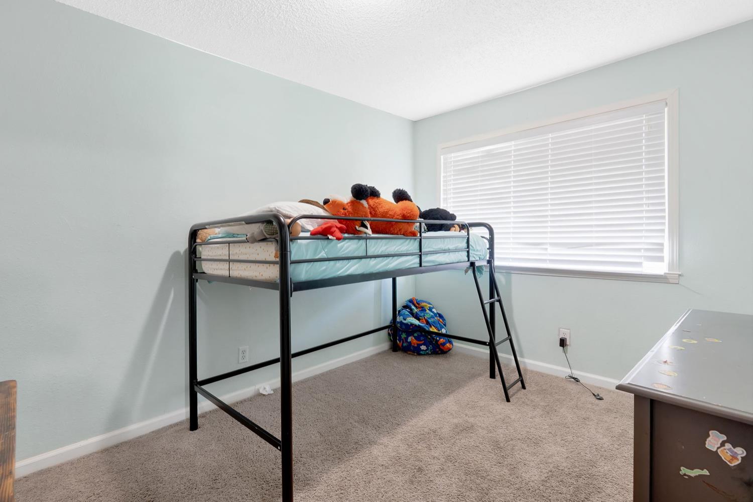Detail Gallery Image 12 of 19 For 143 W Woodland Ave, Woodland,  CA 95695 - 3 Beds | 1 Baths