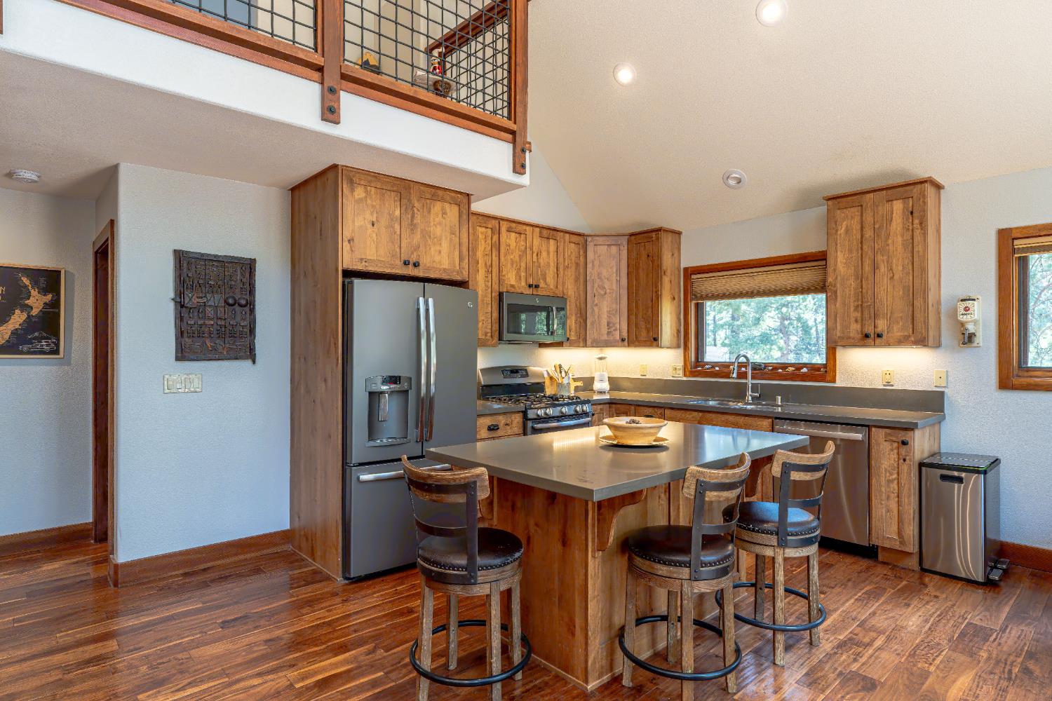 Detail Gallery Image 20 of 47 For 10854 Royal Crest Dr, Truckee,  CA 96161 - 2 Beds | 1/1 Baths