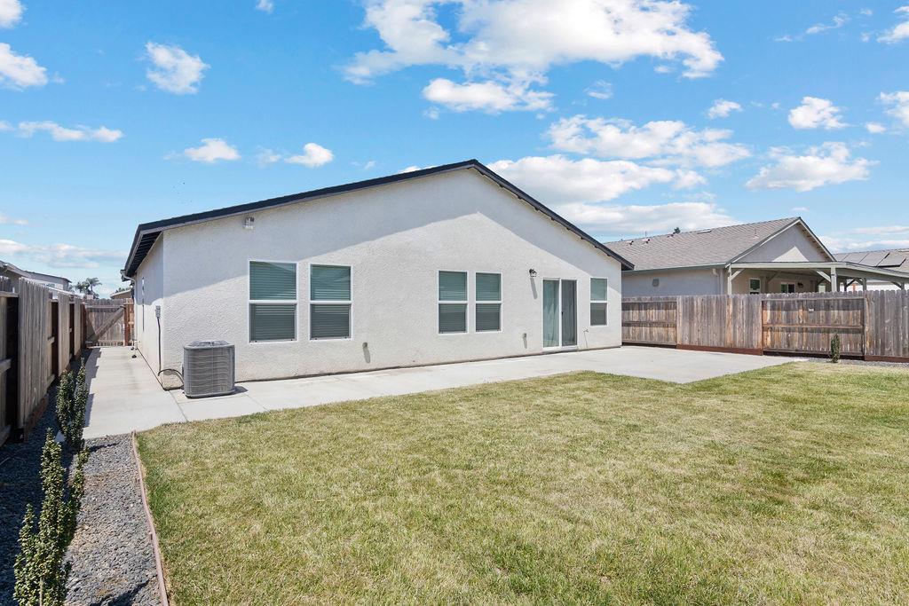 Detail Gallery Image 35 of 37 For 12084 Royal Ct, Waterford,  CA 95386 - 4 Beds | 2 Baths
