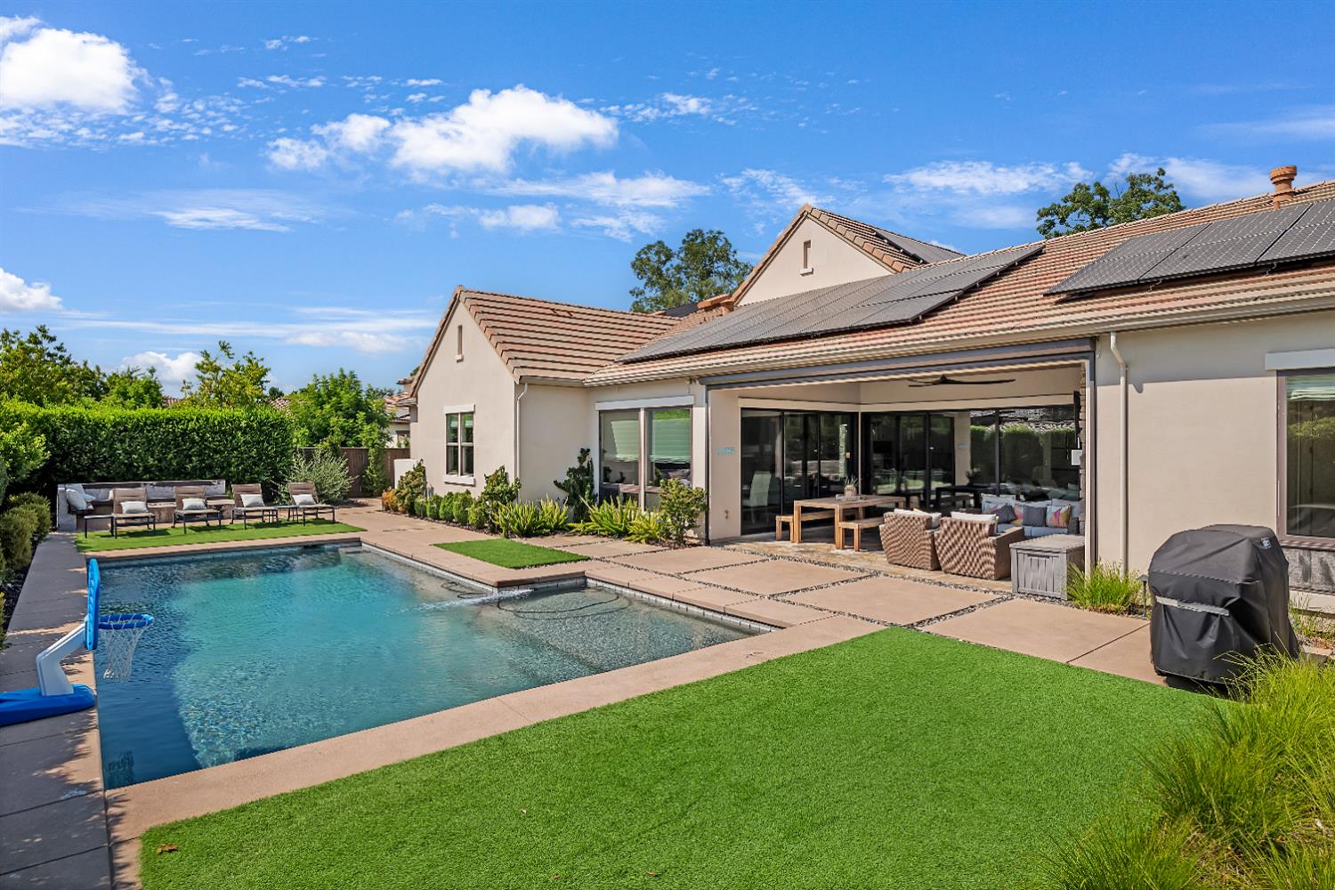 Detail Gallery Image 65 of 74 For 3421 Greenview Dr, El Dorado Hills,  CA 95762 - 5 Beds | 5/1 Baths