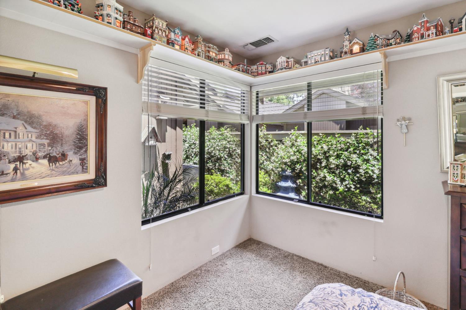 Detail Gallery Image 40 of 99 For 1911 Discovery Village Ln, Gold River,  CA 95670 - 2 Beds | 2 Baths