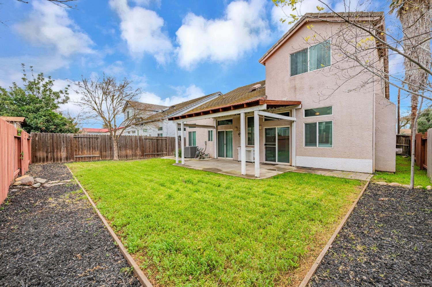 Detail Gallery Image 43 of 46 For 9065 Robbins Rd, Sacramento,  CA 95829 - 4 Beds | 2/1 Baths