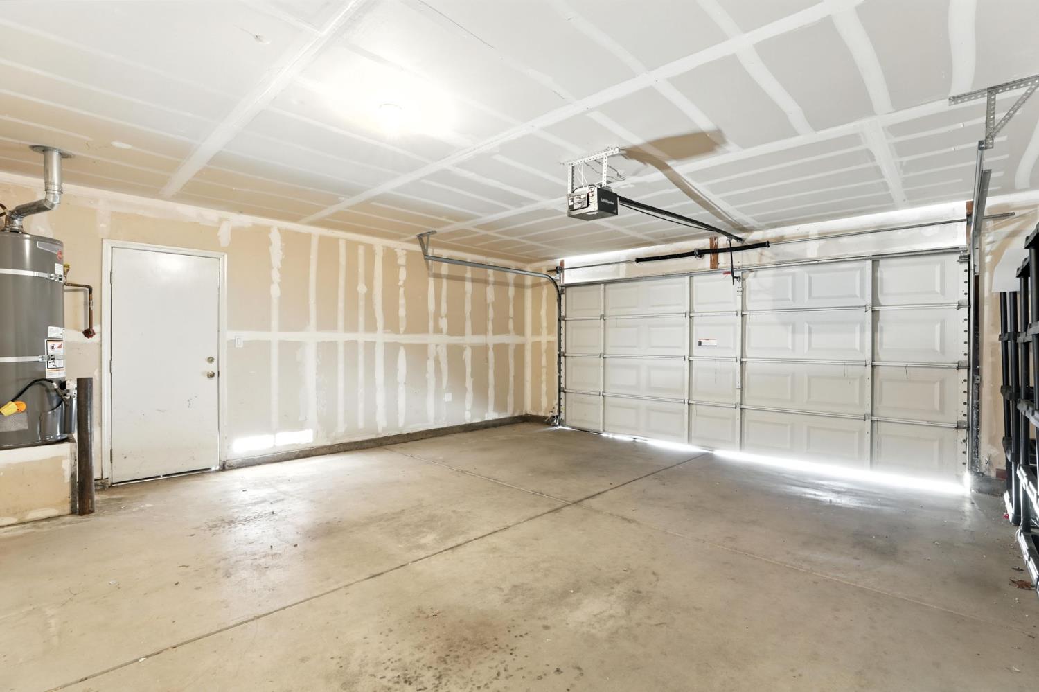 Detail Gallery Image 26 of 31 For 7105 Prazzo Way, Elk Grove,  CA 95757 - 3 Beds | 2 Baths