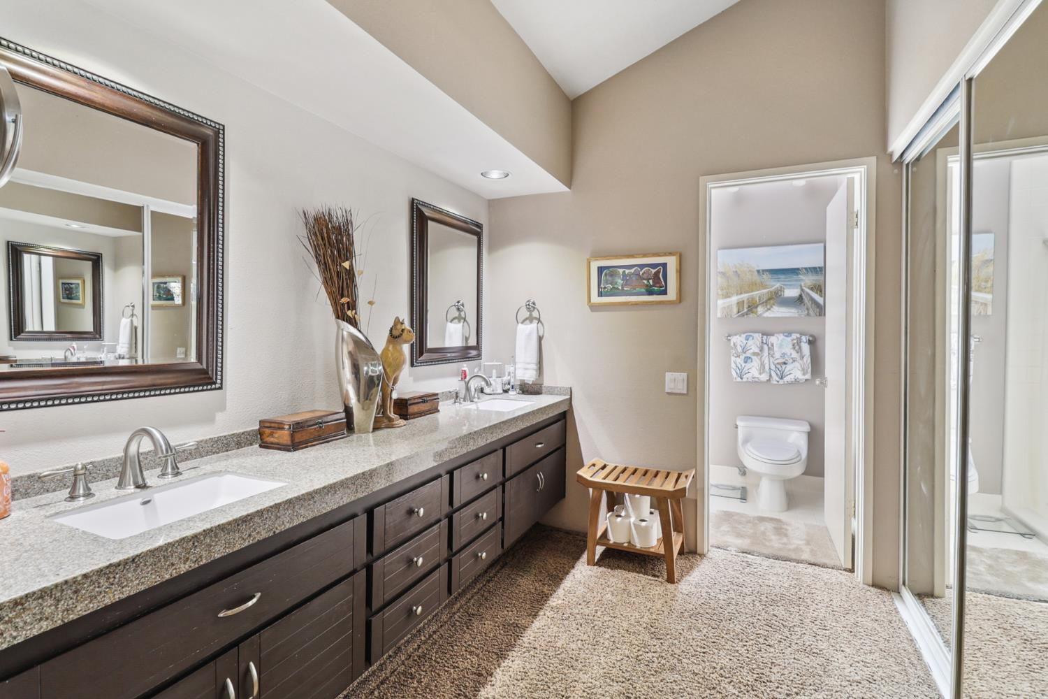 Detail Gallery Image 29 of 99 For 1911 Discovery Village Ln, Gold River,  CA 95670 - 2 Beds | 2 Baths