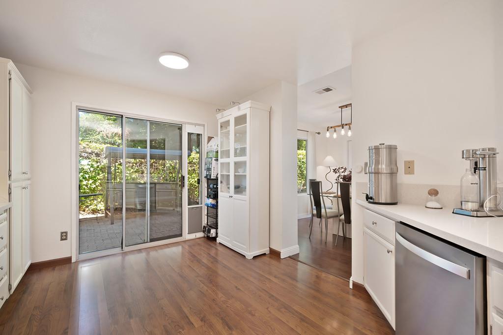 Detail Gallery Image 9 of 36 For 508 Pemberton Ln, Folsom,  CA 95630 - 3 Beds | 2/1 Baths