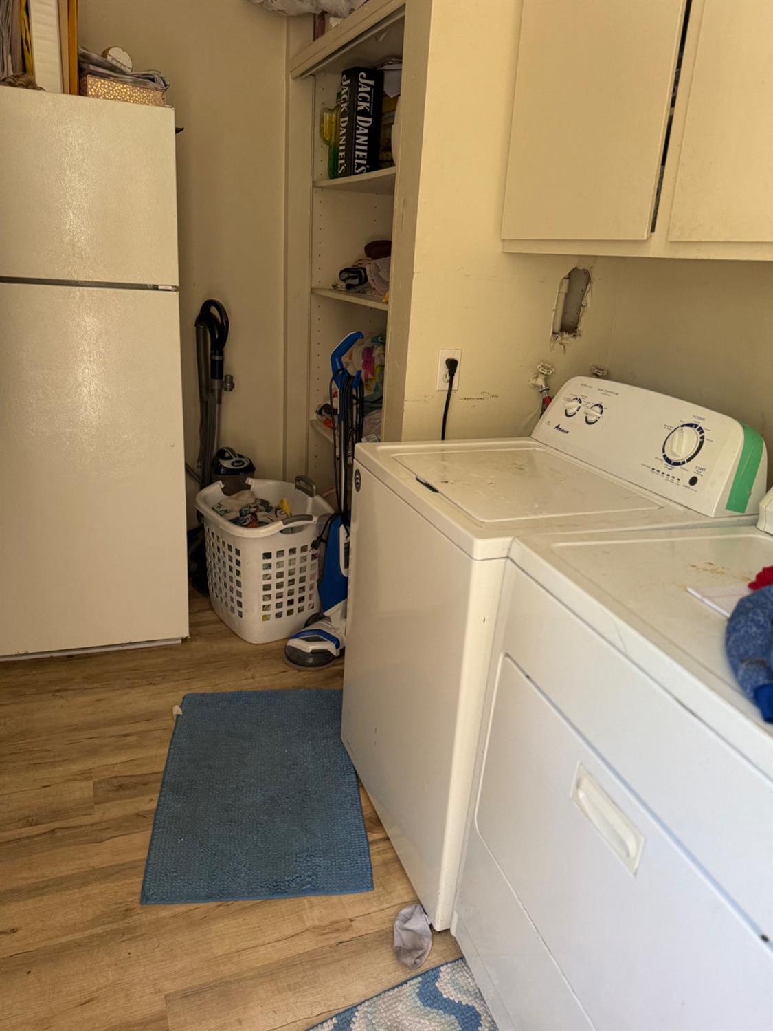 Detail Gallery Image 8 of 10 For 2045 3rd, Hughson,  CA 95326 - 2 Beds | 1 Baths