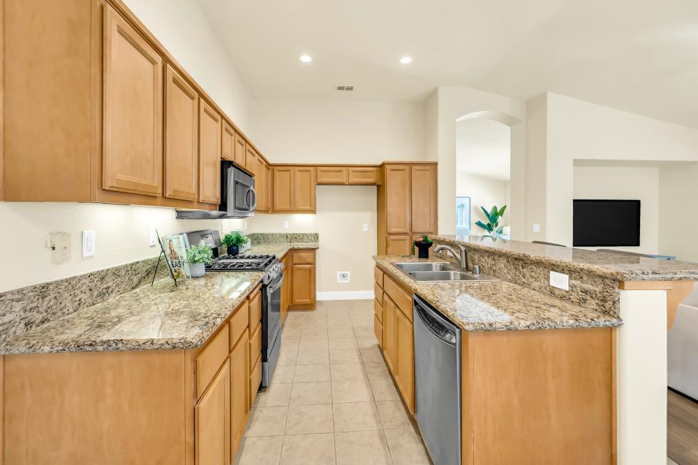 Detail Gallery Image 20 of 53 For 11772 Lilac Canyon Ct, Rancho Cordova,  CA 95742 - 4 Beds | 3 Baths