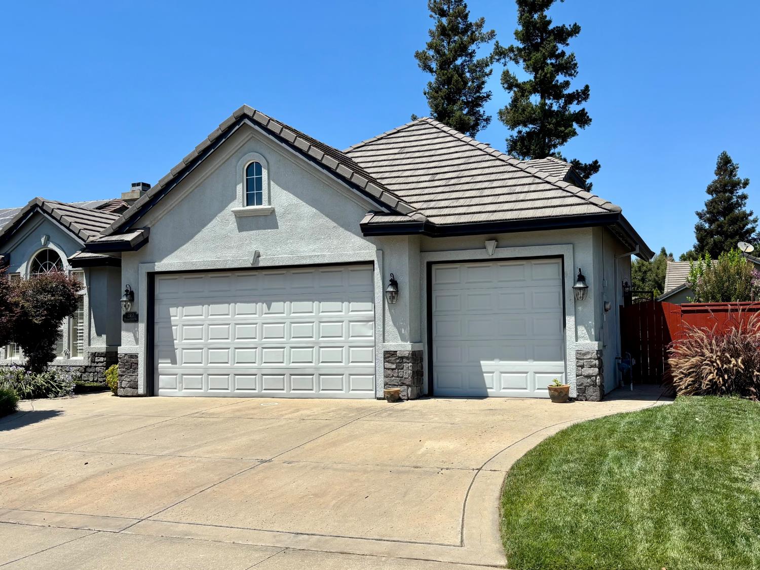 Detail Gallery Image 2 of 68 For 2937 Heritage Oak Way, Lodi,  CA 95242 - 3 Beds | 2 Baths