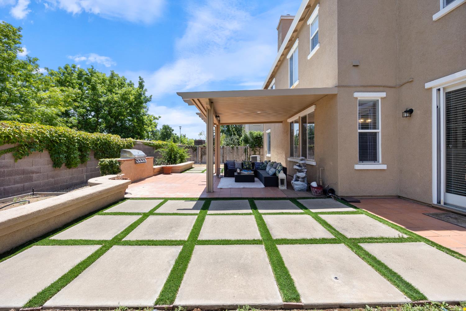 Detail Gallery Image 66 of 78 For 6904 Rio Tejo Way, Elk Grove,  CA 95757 - 5 Beds | 3 Baths