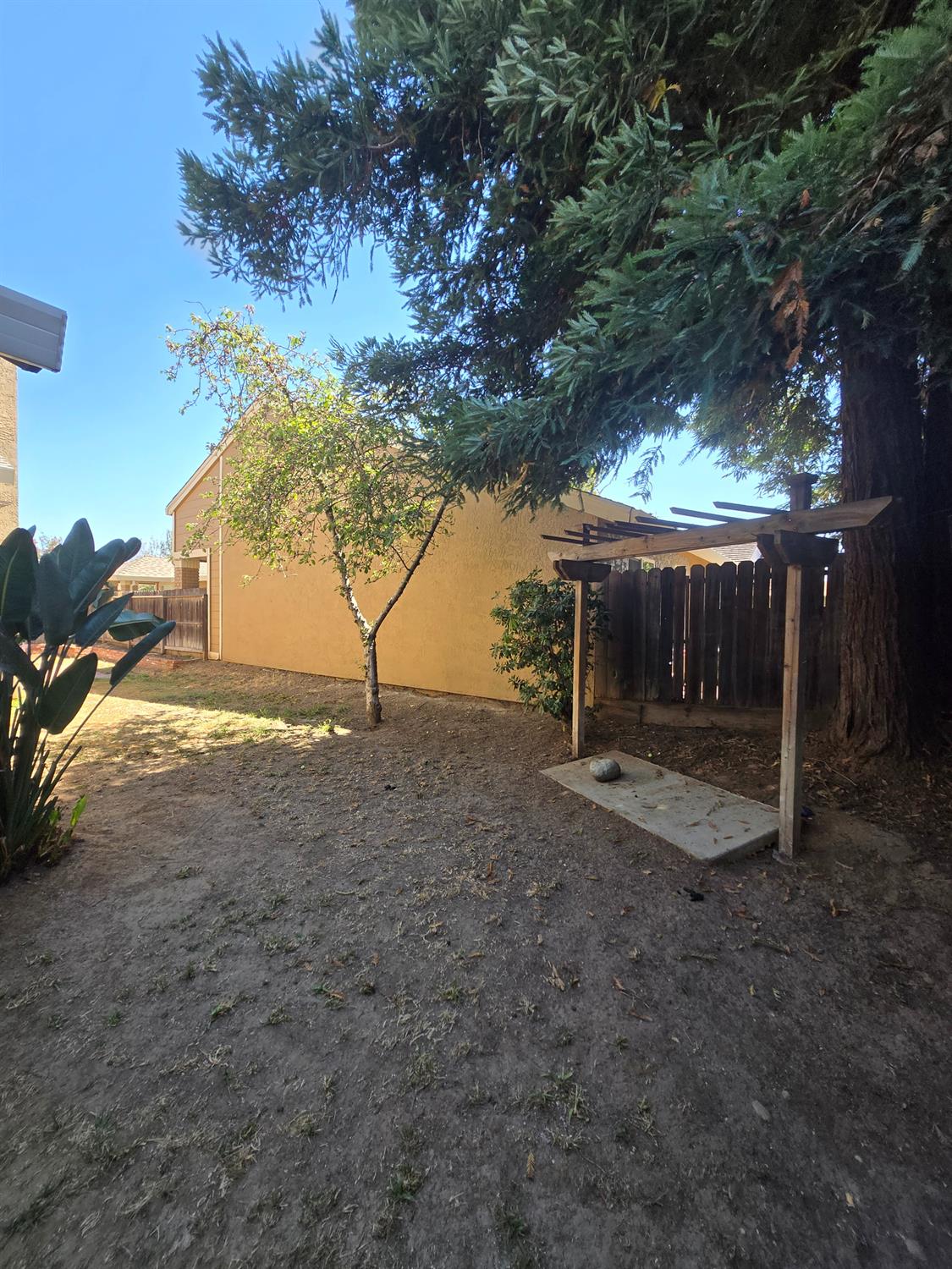 Detail Gallery Image 22 of 25 For 9388 Allendale Way, Sacramento,  CA 95829 - 3 Beds | 2 Baths