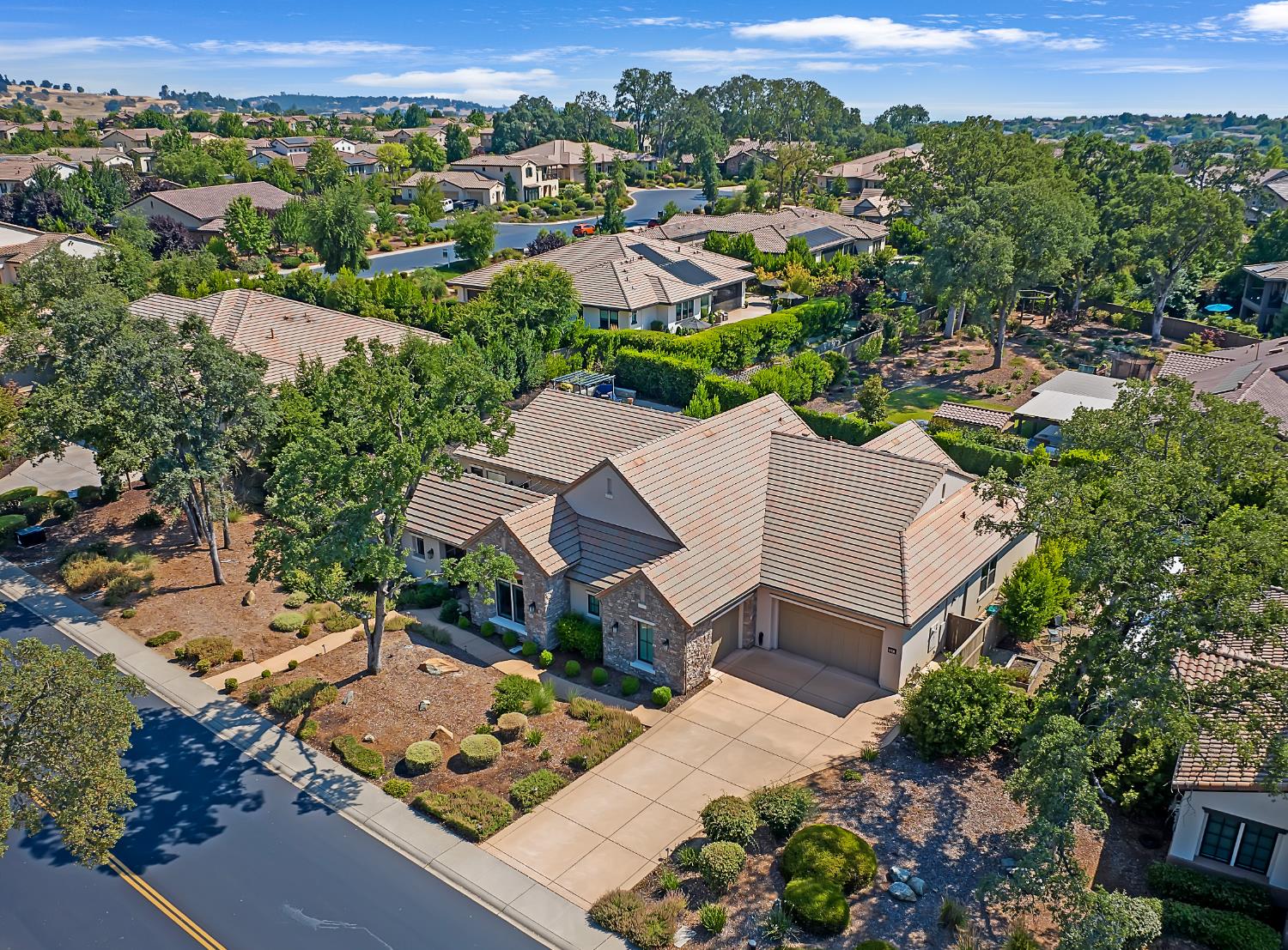 Detail Gallery Image 69 of 74 For 3421 Greenview Dr, El Dorado Hills,  CA 95762 - 5 Beds | 5/1 Baths