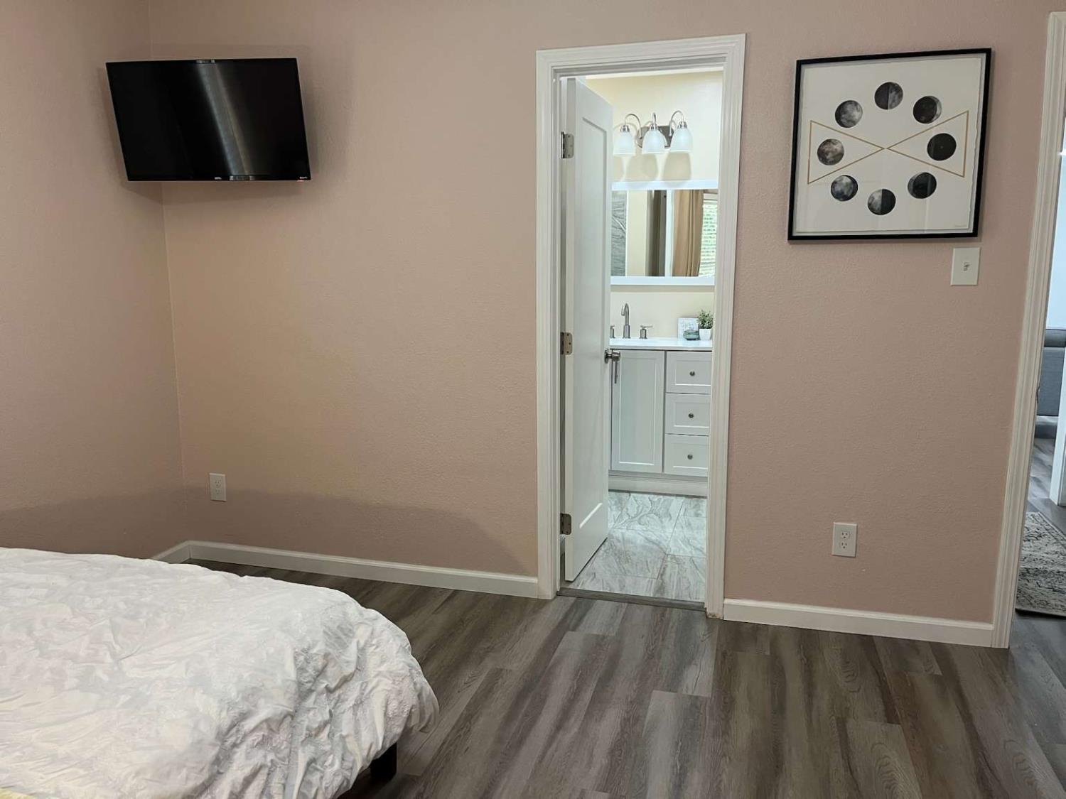 Detail Gallery Image 16 of 25 For 705 Maple Dr, Roseville,  CA 95678 - 2 Beds | 1 Baths