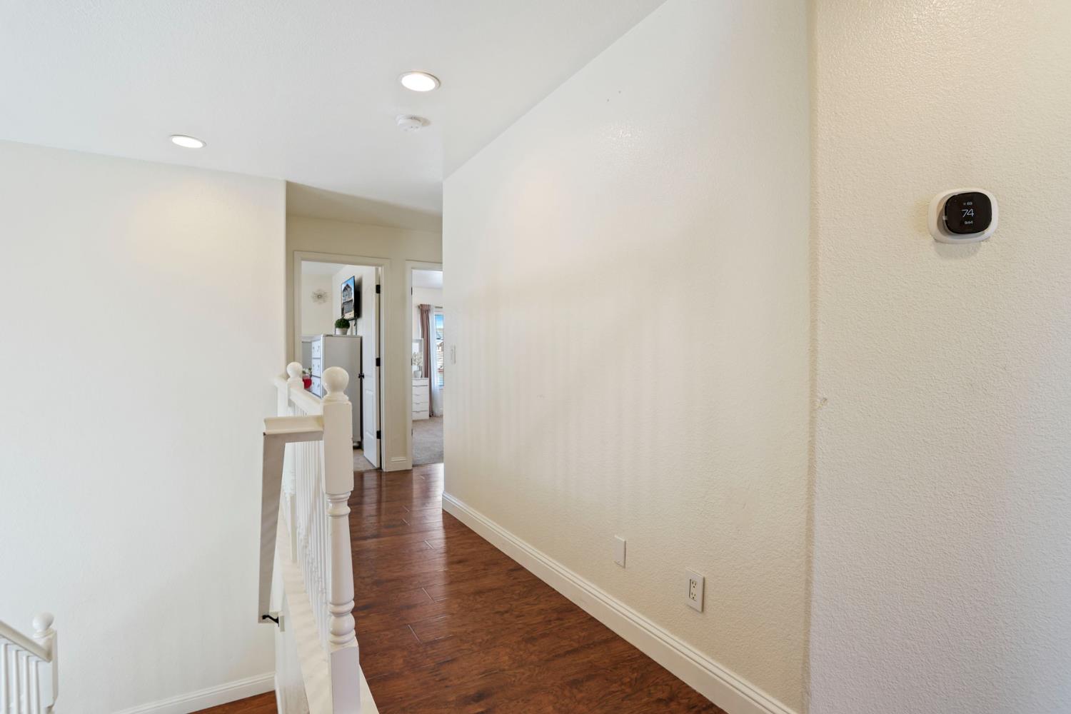 Detail Gallery Image 17 of 41 For 8841 Billfish Way, Sacramento,  CA 95828 - 5 Beds | 2/1 Baths