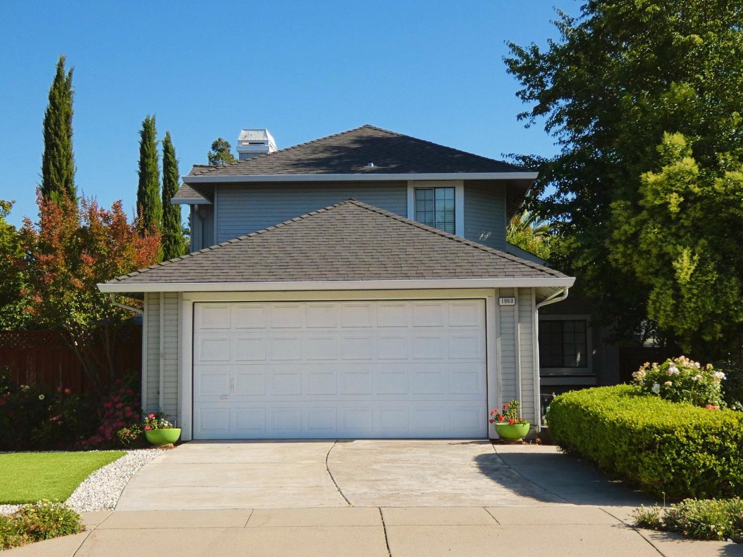 Detail Gallery Image 6 of 36 For 1960 Rheem, Pleasanton,  CA 94588 - 2 Beds | 2 Baths