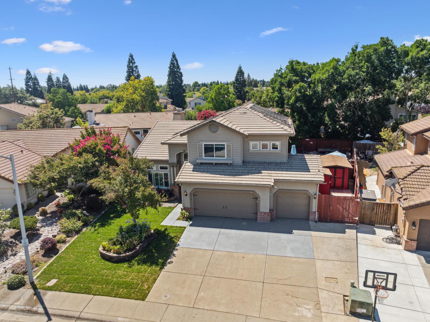 Detail Gallery Image 42 of 51 For 2010 Trailee Ct, Roseville,  CA 95747 - 4 Beds | 3 Baths