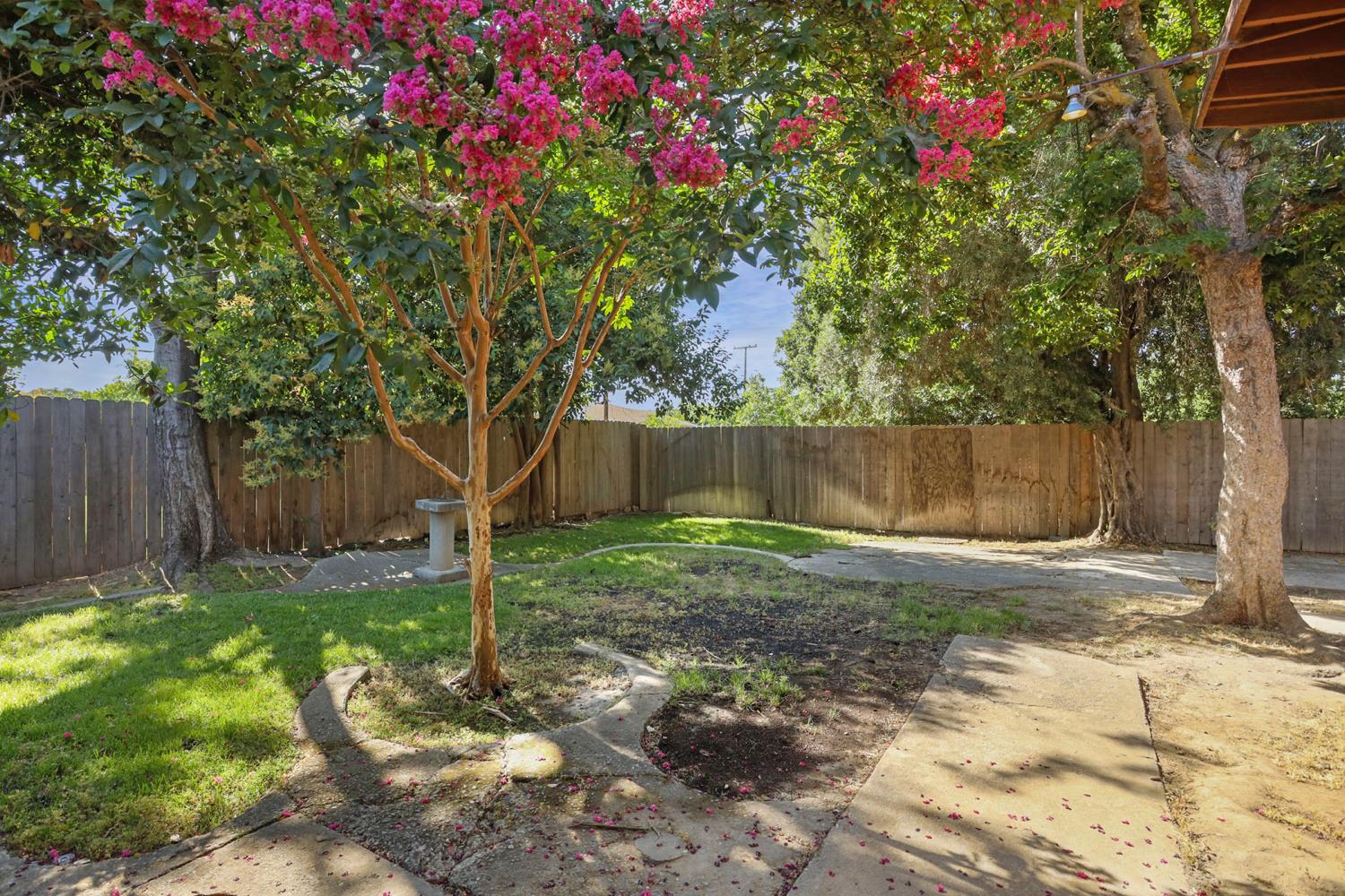 Detail Gallery Image 41 of 60 For 503 E Essex St, Stockton,  CA 95204 - 4 Beds | 2 Baths