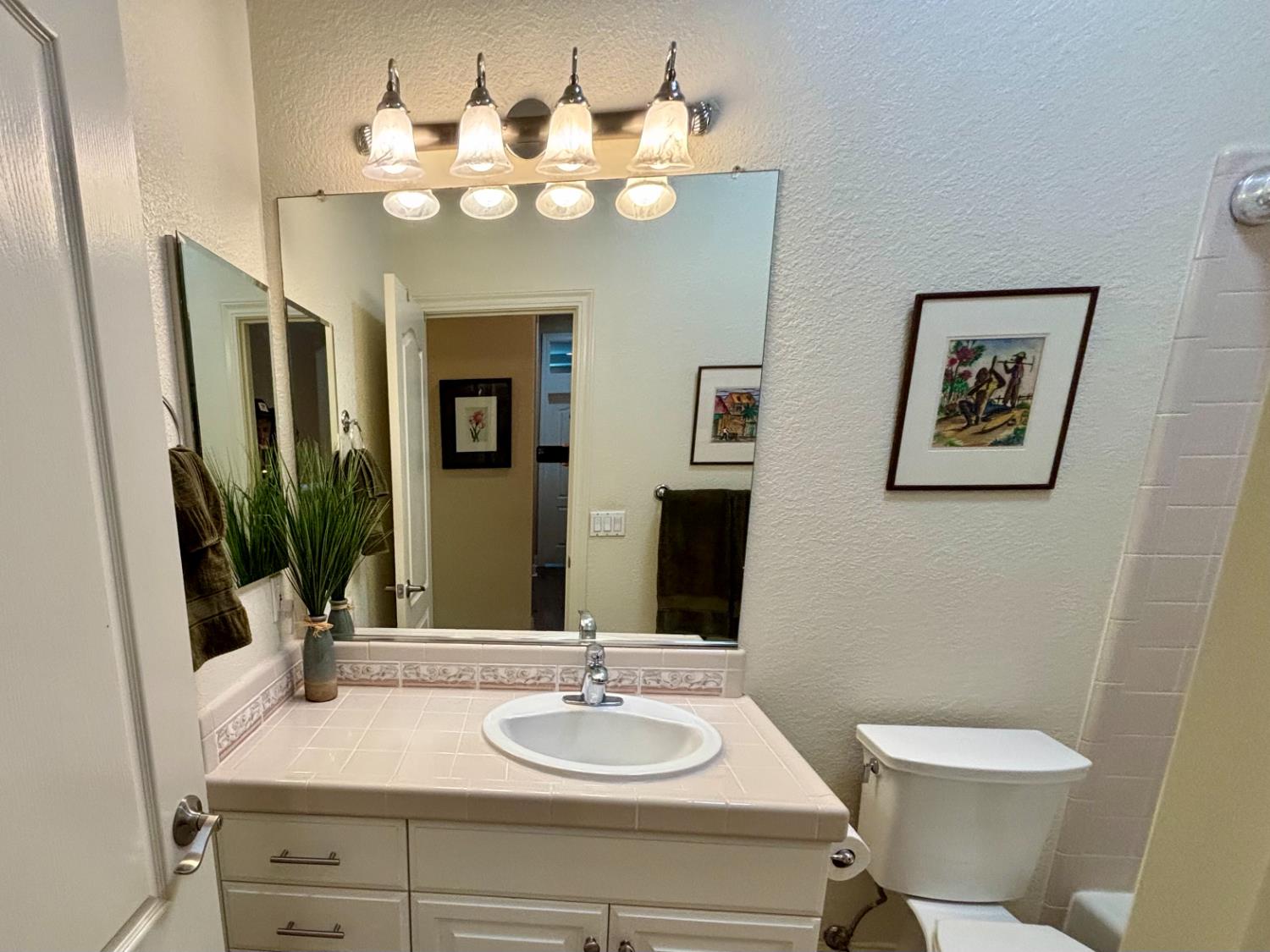 Detail Gallery Image 50 of 68 For 2937 Heritage Oak Way, Lodi,  CA 95242 - 3 Beds | 2 Baths
