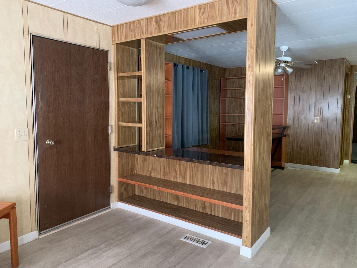 Detail Gallery Image 4 of 32 For 4911 Brookdale Dr. 144, Sacramento,  CA 95834 - 2 Beds | 2 Baths