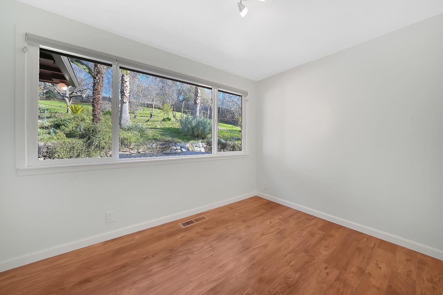 Detail Gallery Image 25 of 40 For 40 Greenstone Ter, Sutter Creek,  CA 95685 - 3 Beds | 2/1 Baths